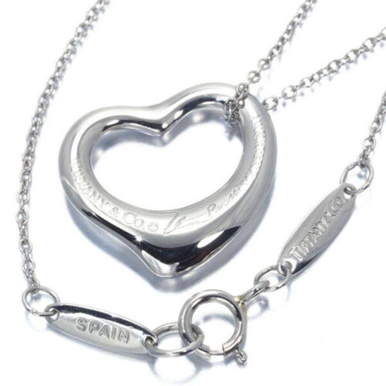 TIFFANY & Co. Elsa Peretti Platinum 11mm Open Heart Pendant Necklace For Sale 2