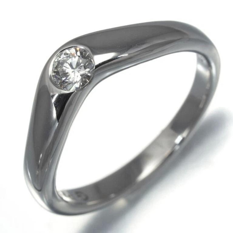 TIFFANY & Co. Anillo Elsa Peretti de platino y diamantes de 0,18 ct con banda curva 6 Corte redondo en venta