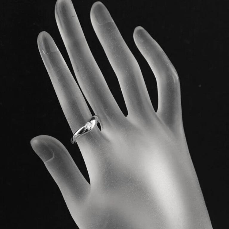 TIFFANY & Co. Anillo Elsa Peretti de platino y diamantes de 0,18 ct con banda curva 6 en venta 1
