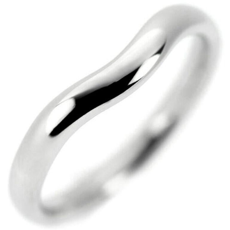 TIFFANY & Co. Elsa Peretti Alianza de Platino Curvada 3 mm 6,5

Metal: Platino
Tamaño: 6,5
Ancho de banda: 3 mm
Peso: 6.0 gramos
Sello: TIFFANY&CO. PT950 ©PERETTI ESPAÑA
Estado: Excelente estado, como nuevo
Precio Tiffany: 1,425