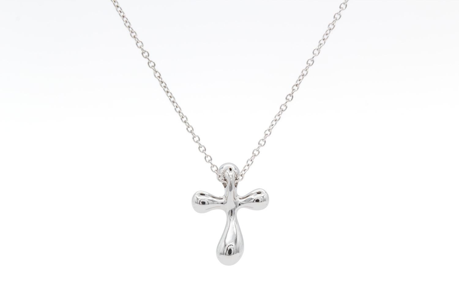 Contemporary Tiffany & Co. Elsa Peretti Platinum Cross Pendant Necklace For Sale