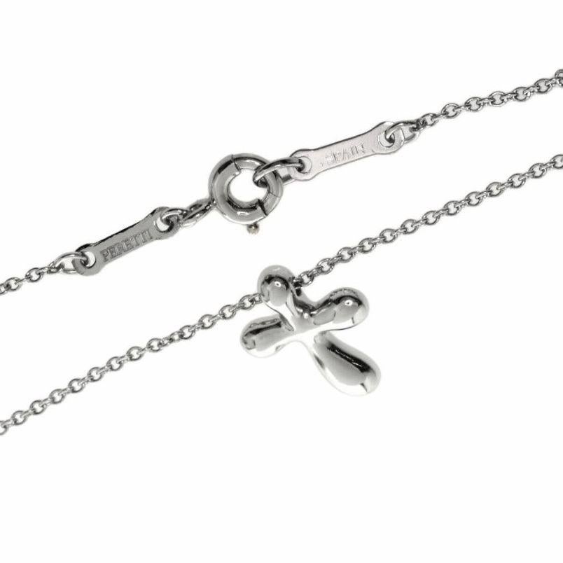 TIFFANY & Co. Elsa Peretti Platinum Cross Pendant Necklace In Excellent Condition In Los Angeles, CA