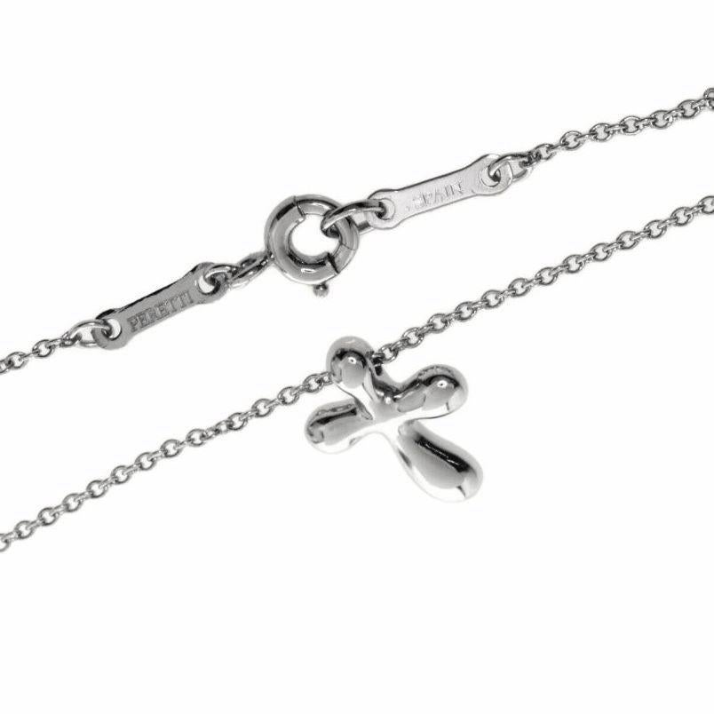 TIFFANY & Co. Elsa Peretti, collier pendentif croix en platine en vente 1