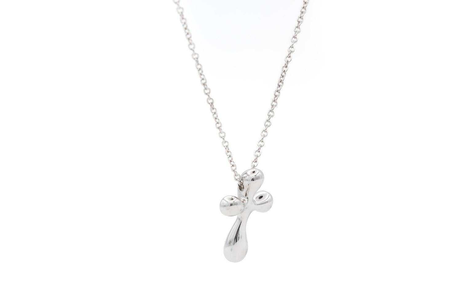 Women's Tiffany & Co. Elsa Peretti Platinum Cross Pendant Necklace For Sale