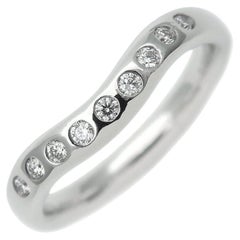 TIFFANY & Co. Anello Elsa Peretti in platino con diamante da 0,10 carati e fascia curva da 3 mm 4.5
