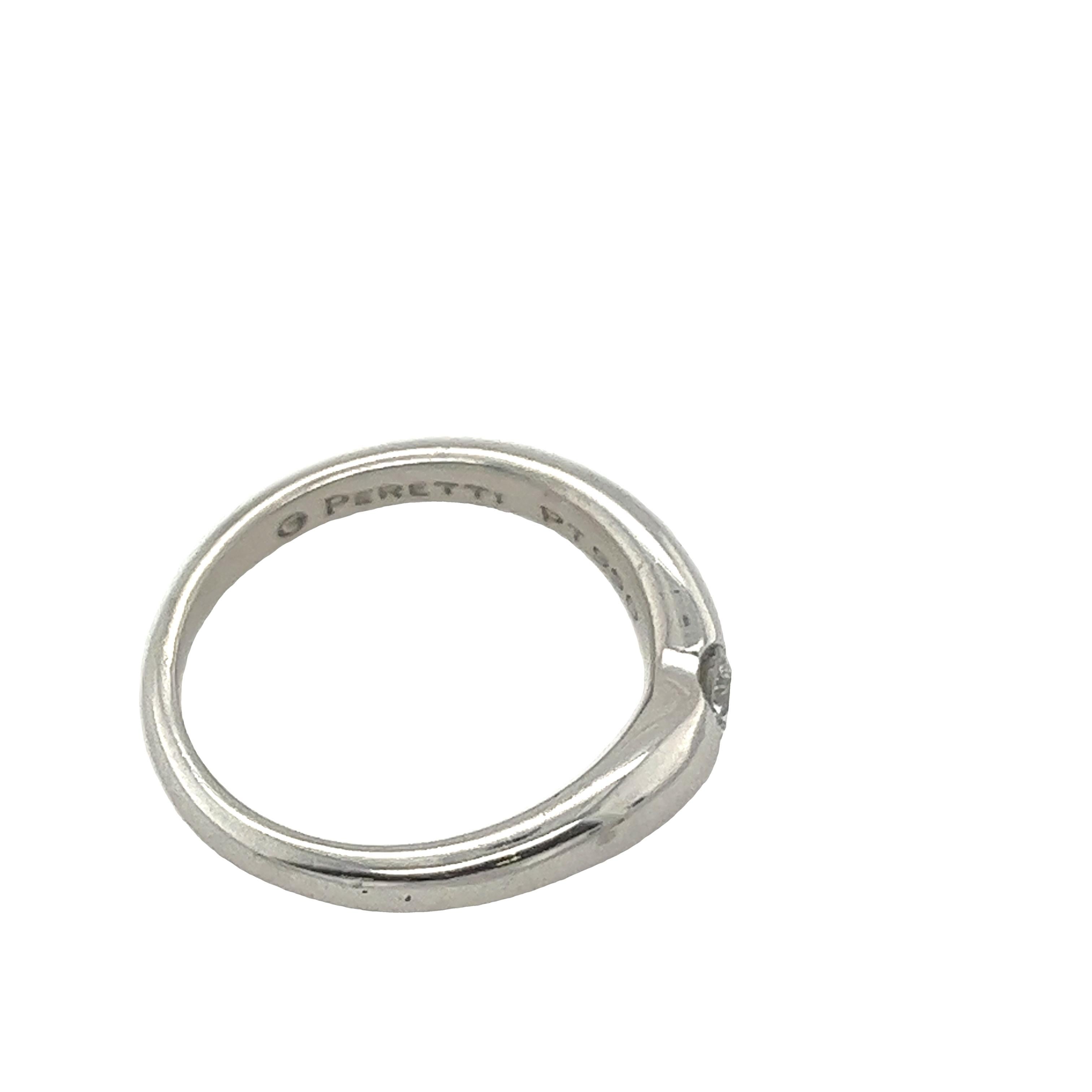 Tiffany & Co Elsa Peretti, geschwungener Ring aus Platin und Diamanten, besetzt mit 0,18 Karat Diamanten im Zustand „Hervorragend“ im Angebot in London, GB