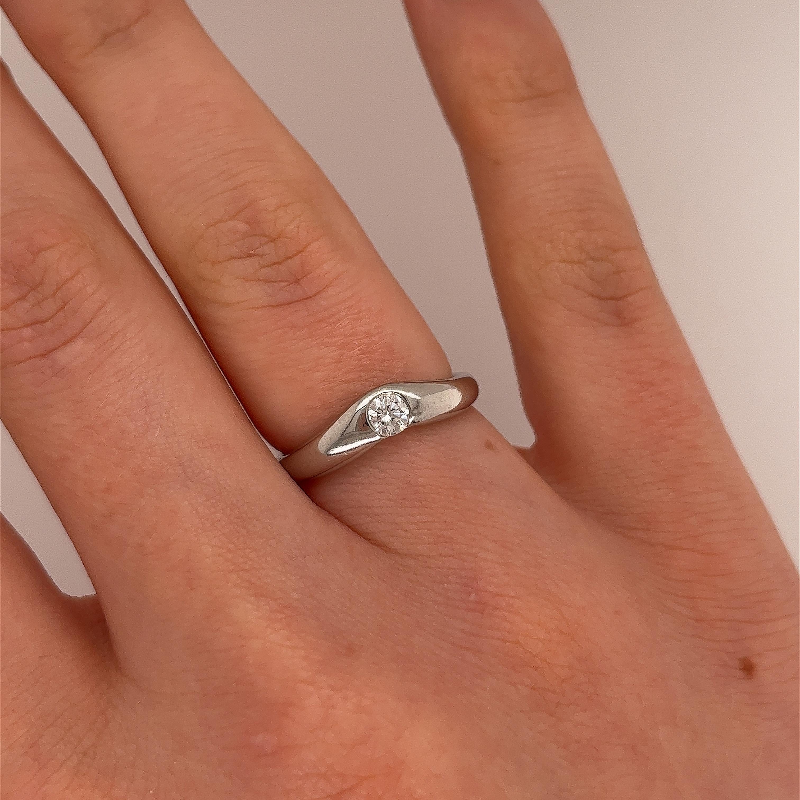 Tiffany & Co Elsa Peretti Platinum & Diamond curved ring set with 0.18ct diamond For Sale 2