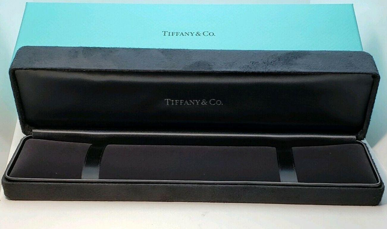 TIFFANY & Co. Elsa Peretti Platinum Diamond Starfish Charm Oval Link Bracelet For Sale 1