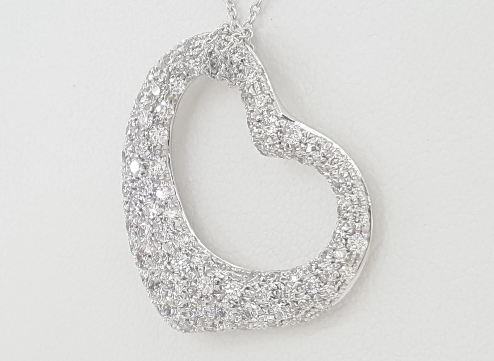 Tiffany & Co. Elsa Peretti Collier en platine avec diamant en forme de cœur ouvert 2 carats 17