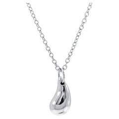 Vintage TIFFANY & Co. Elsa Peretti Platinum Teardrop Pendant Necklace