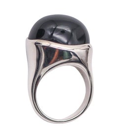 TIFFANY & CO. Elsa Peretti Sculptural Ring in .925 Sterling With 15.80 Cts Jade