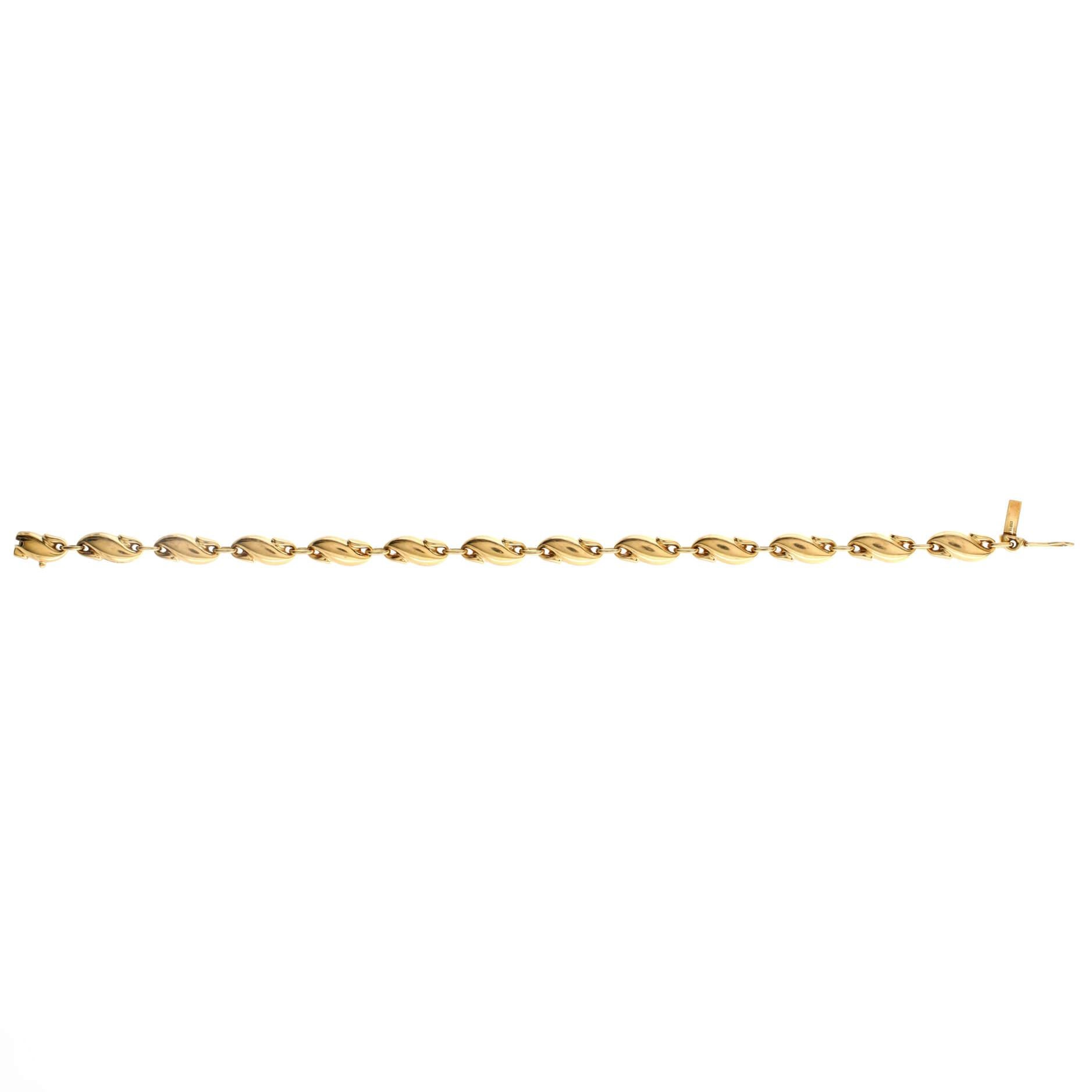 Tiffany & Co. Elsa Peretti Seahorse Link Bracelet 18k Yellow Gold In Good Condition In New York, NY