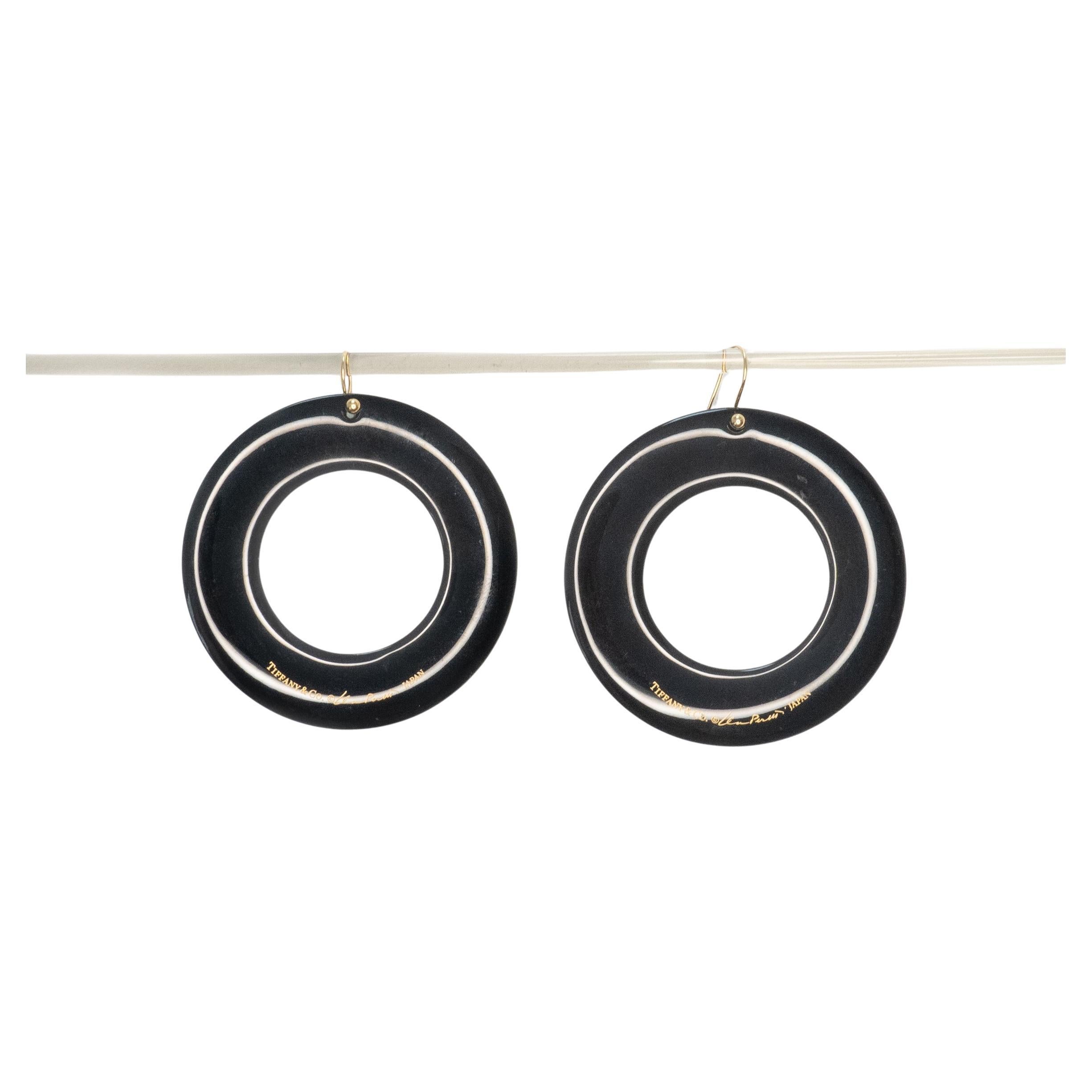 Tiffany 
Co. Boucles d
oreilles en laque noire Elsa Peretti Sevillana en vente