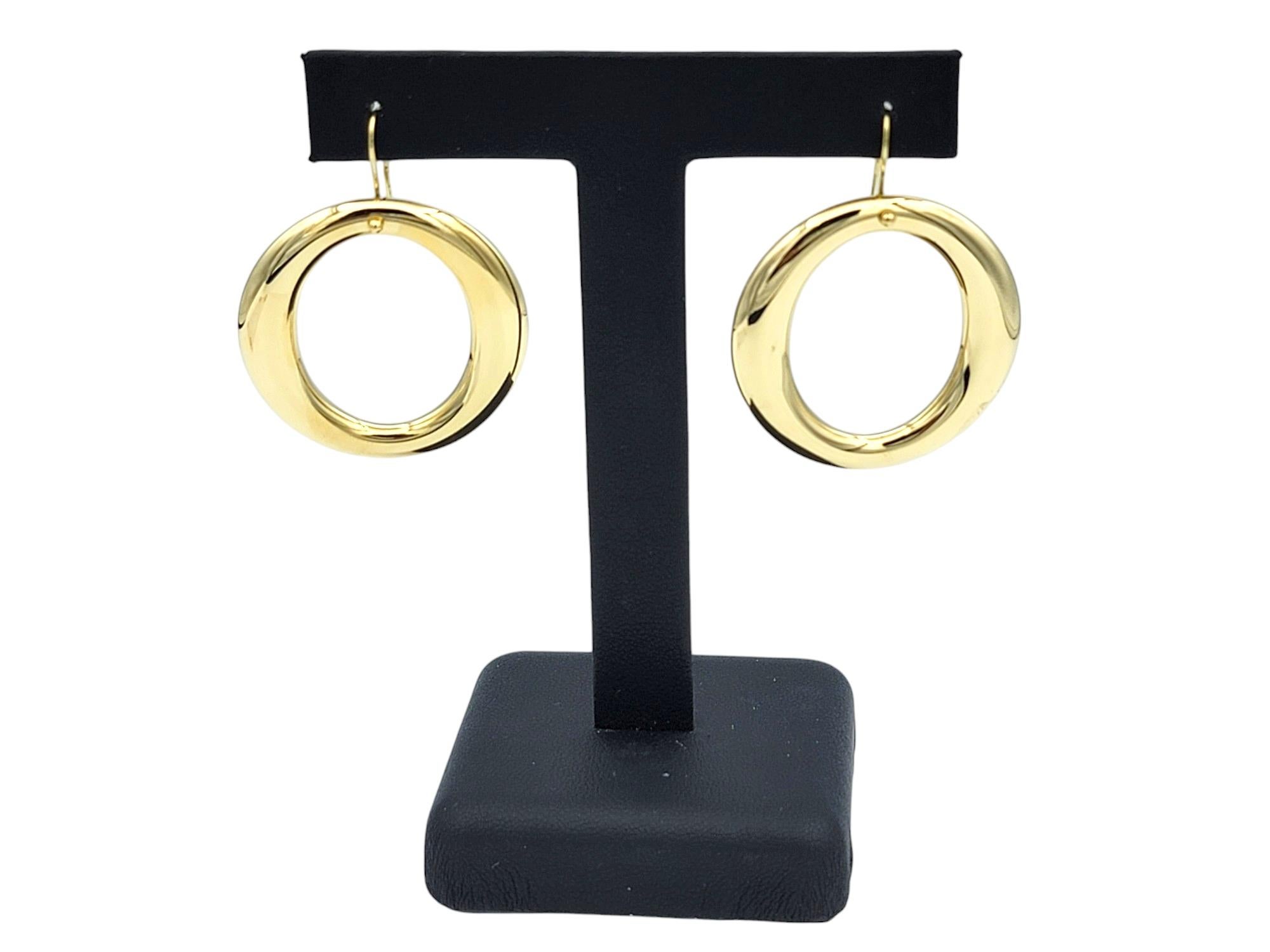 Tiffany & Co. Elsa Peretti Sevillana Circle Earrings Set in 18 Karat Yellow Gold For Sale 3