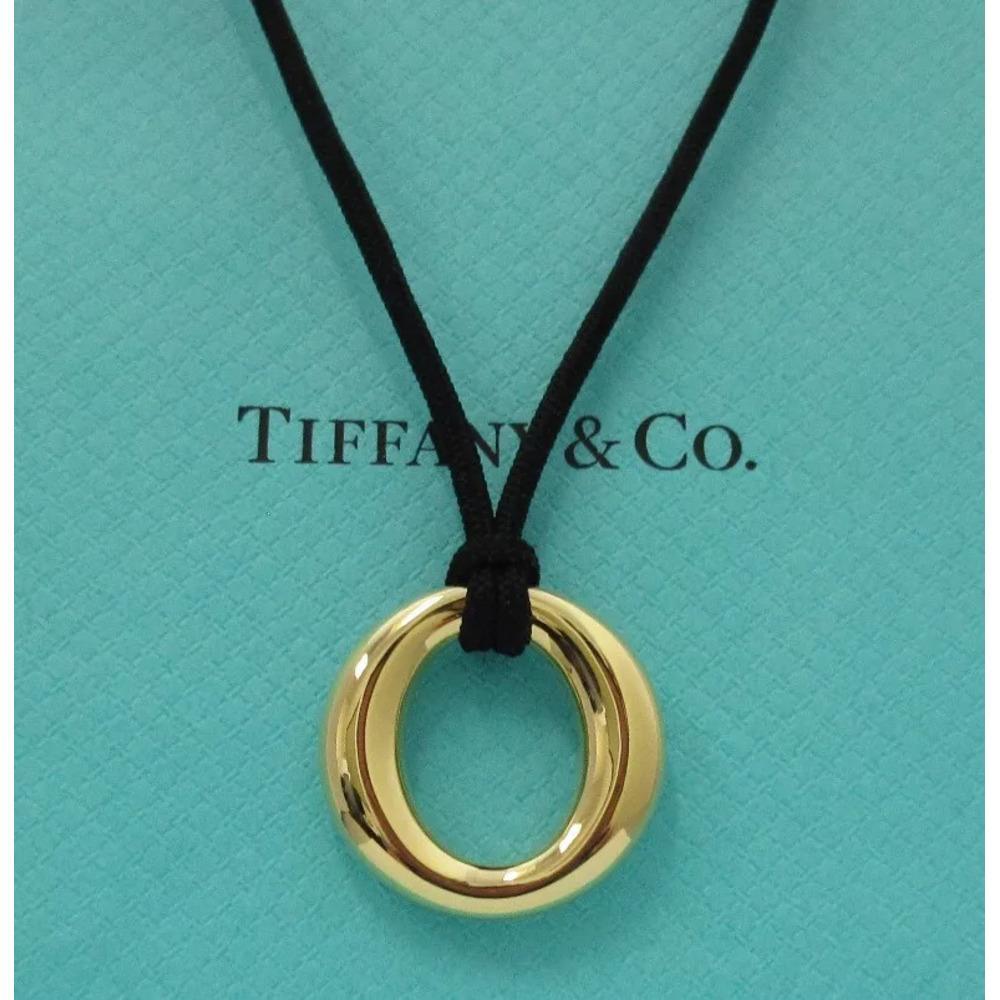 Tiffany & Co.  Elsa Peretti Spain Sevillana Pendant 18k Gold Excellent état - En vente à New York, NY