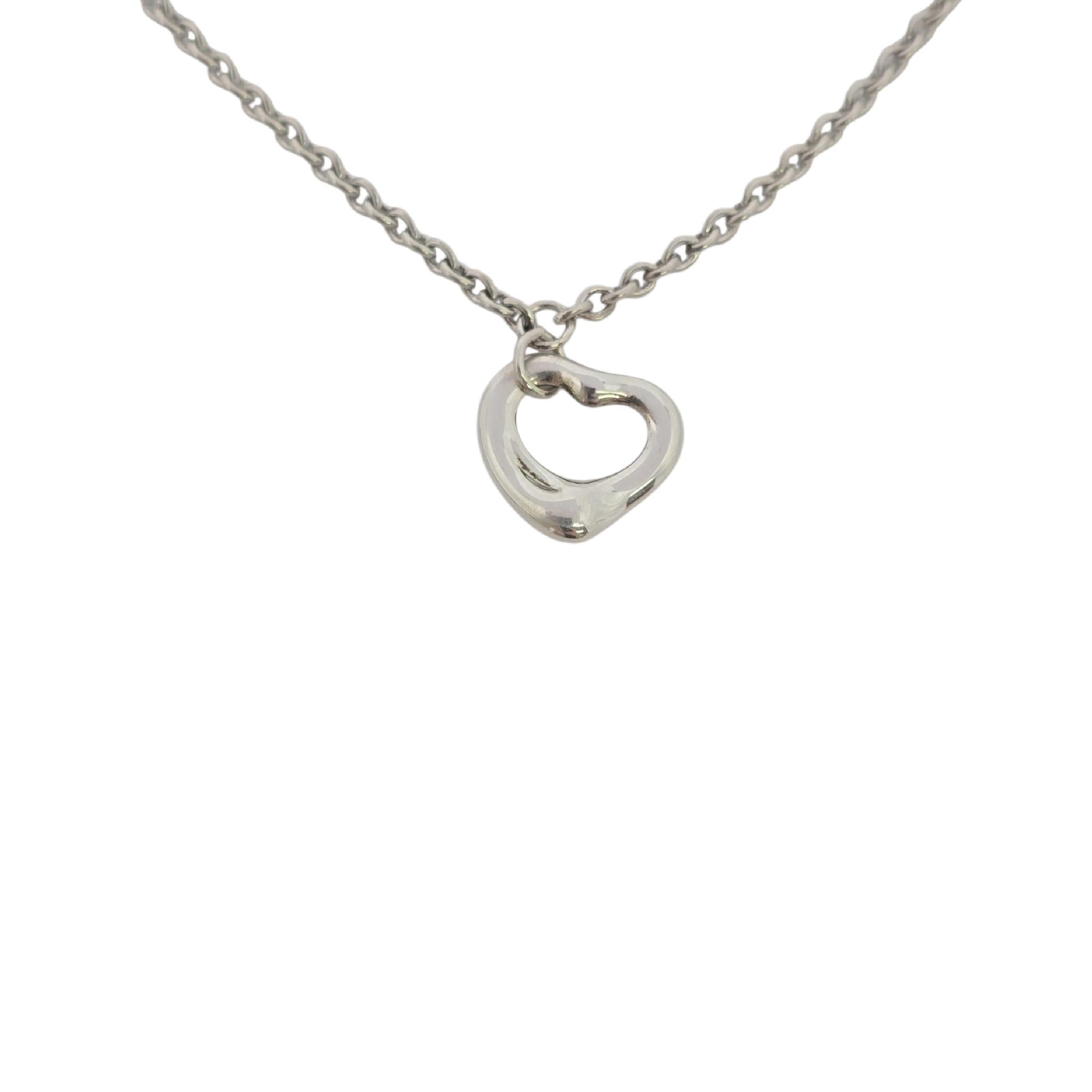 Donna Tiffany & Co. Elsa Peretti for Tiffany & Co. in argento sterling 11mm Bracciale a cuore aperto #22549 in vendita