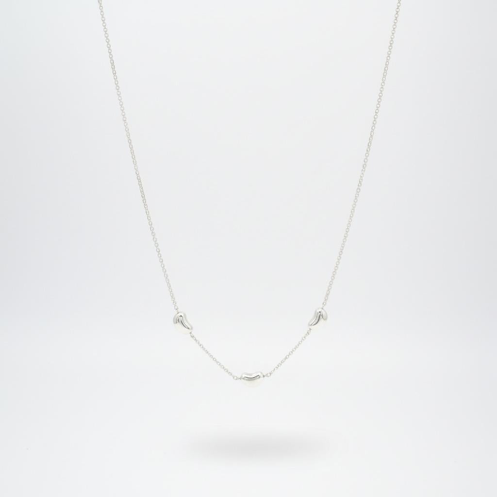 Tiffany & Co. Elsa Peretti - Ciondolo a 3 fagioli in argento sterling - Collana da 16 pollici In condizioni buone in vendita a Aventura, FL