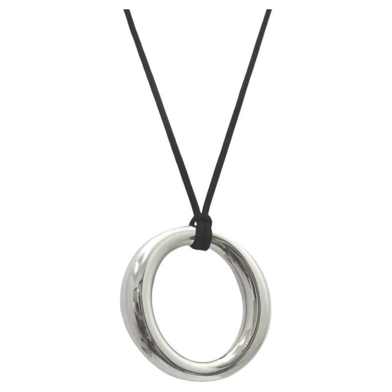 TIFFANY & Co. Elsa Peretti, collier pendentif Sevillana en argent sterling 35 mm