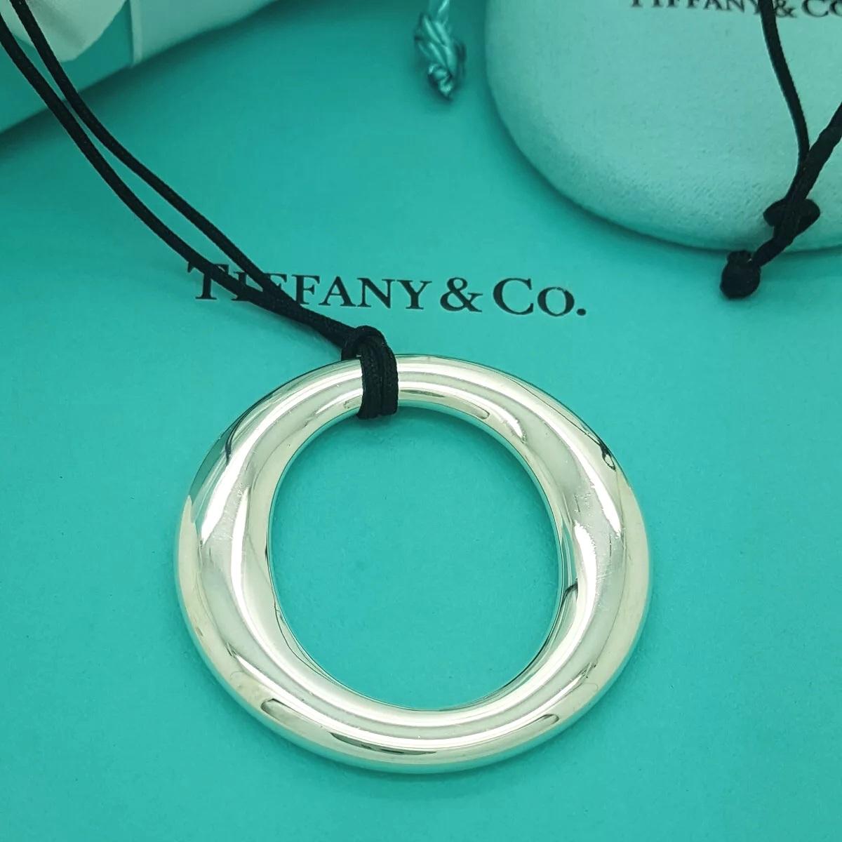 TIFFANY & Co. Collier avec pendentif Sevillana de 50 mm en argent Sterling Elsa Peretti XL Excellent état - En vente à Los Angeles, CA