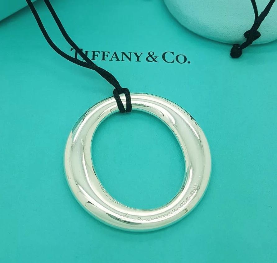 TIFFANY & Co. Collier avec pendentif Sevillana de 50 mm en argent Sterling Elsa Peretti XL Pour femmes en vente