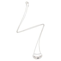 Tiffany & Co. Collana Elsa Peretti in argento sterling con ciondolo a fagiolo da 20 mm