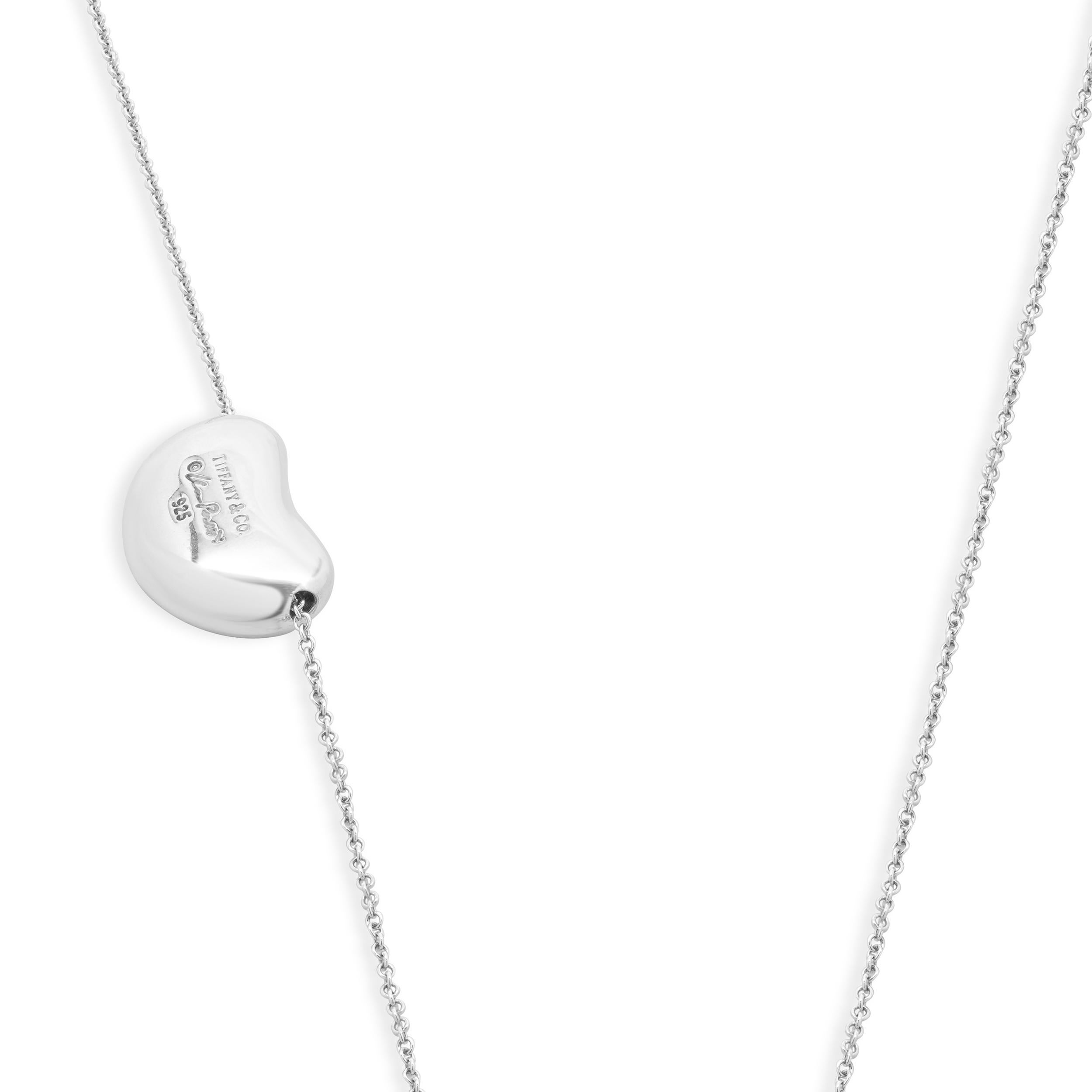 Tiffany & Co. Collier de haricots en argent Elsa Peretti Pour femmes en vente
