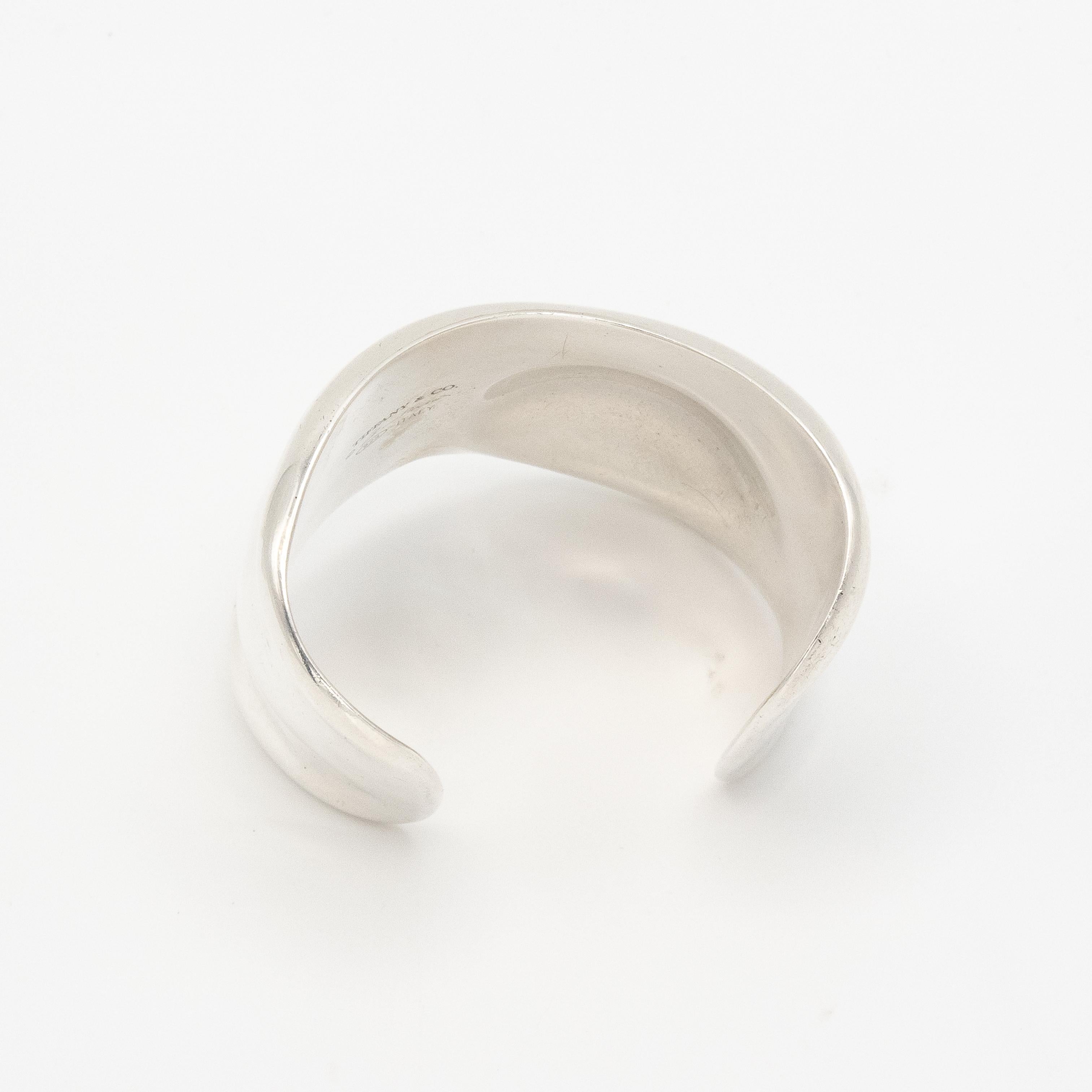 Tiffany & Co. Bracelet en os en argent Elsa Peretti en vente 1