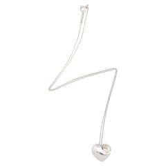 Tiffany & Co. Collier « Folded Heart » en argent sterling d'Elsa Peretti