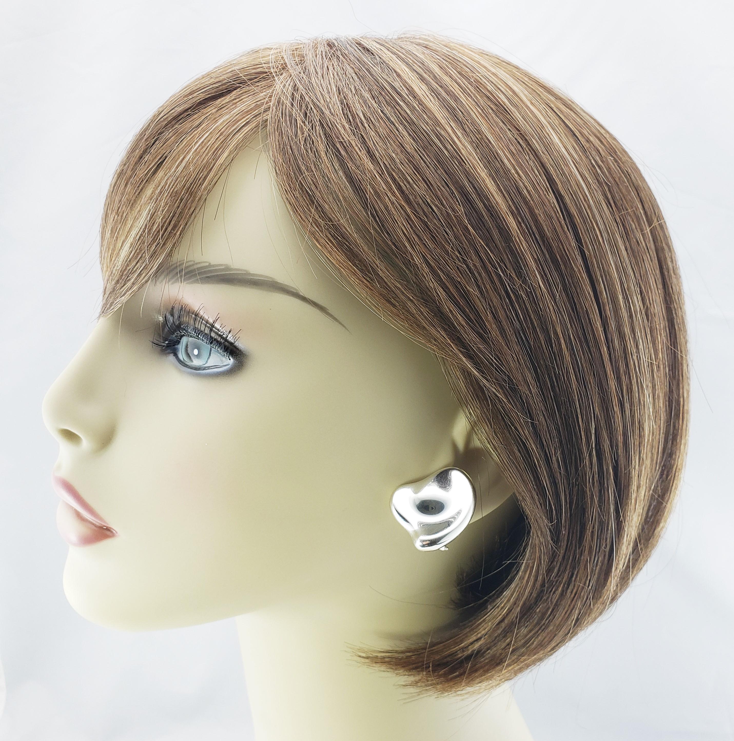 Tiffany & Co. Elsa Peretti Sterling Silver Full Heart Earrings In Good Condition In Washington Depot, CT