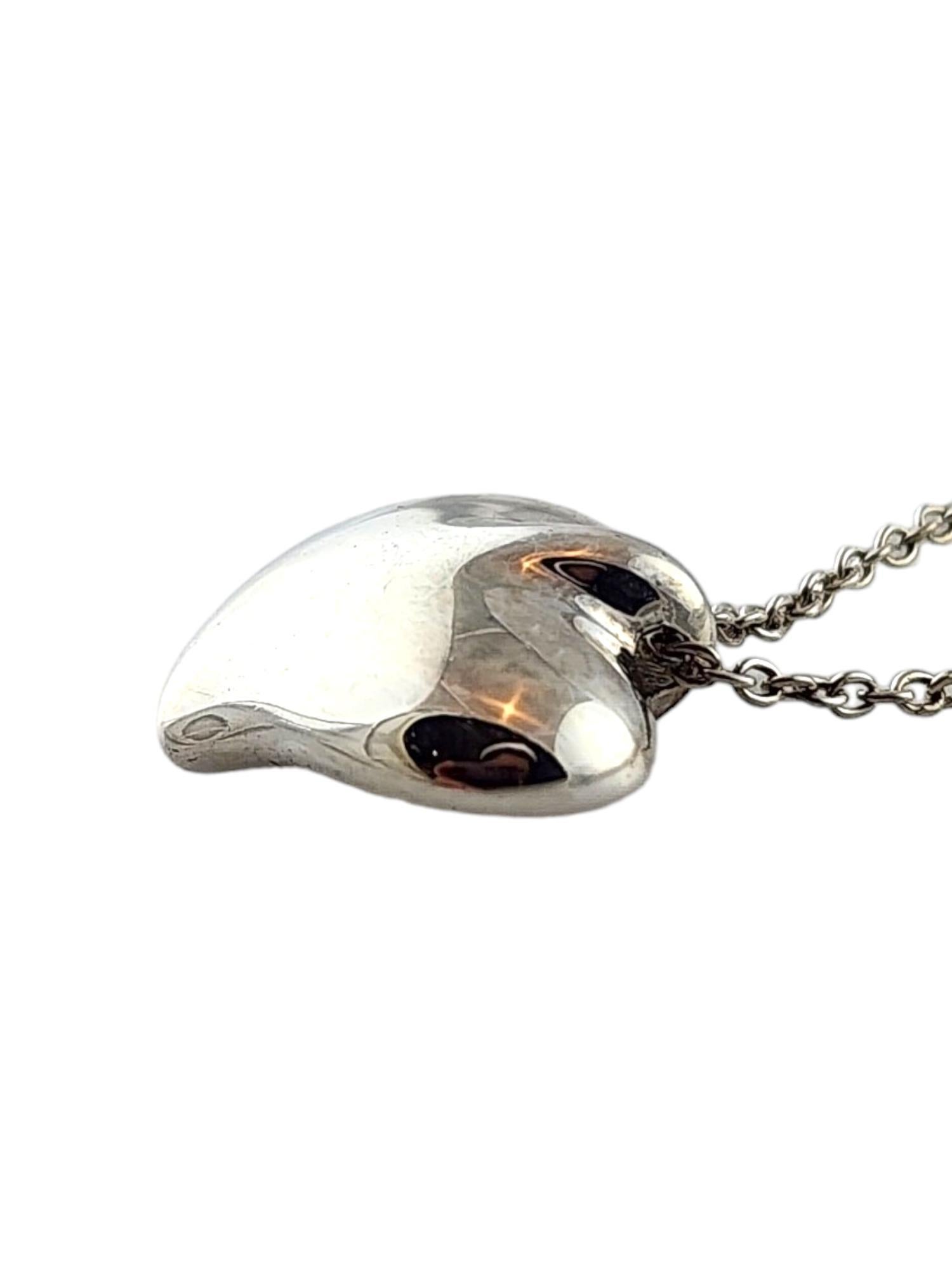 Tiffany & Co Elsa Peretti Sterling Silver Full Heart Pendant Necklace #18275 In Good Condition For Sale In Washington Depot, CT