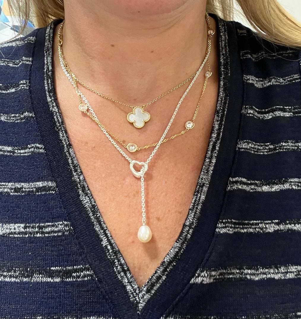 Taille ronde Tiffany & Co. Collier Lariat Elsa Peretti en argent sterling avec perles en forme de cœur ouvert en vente