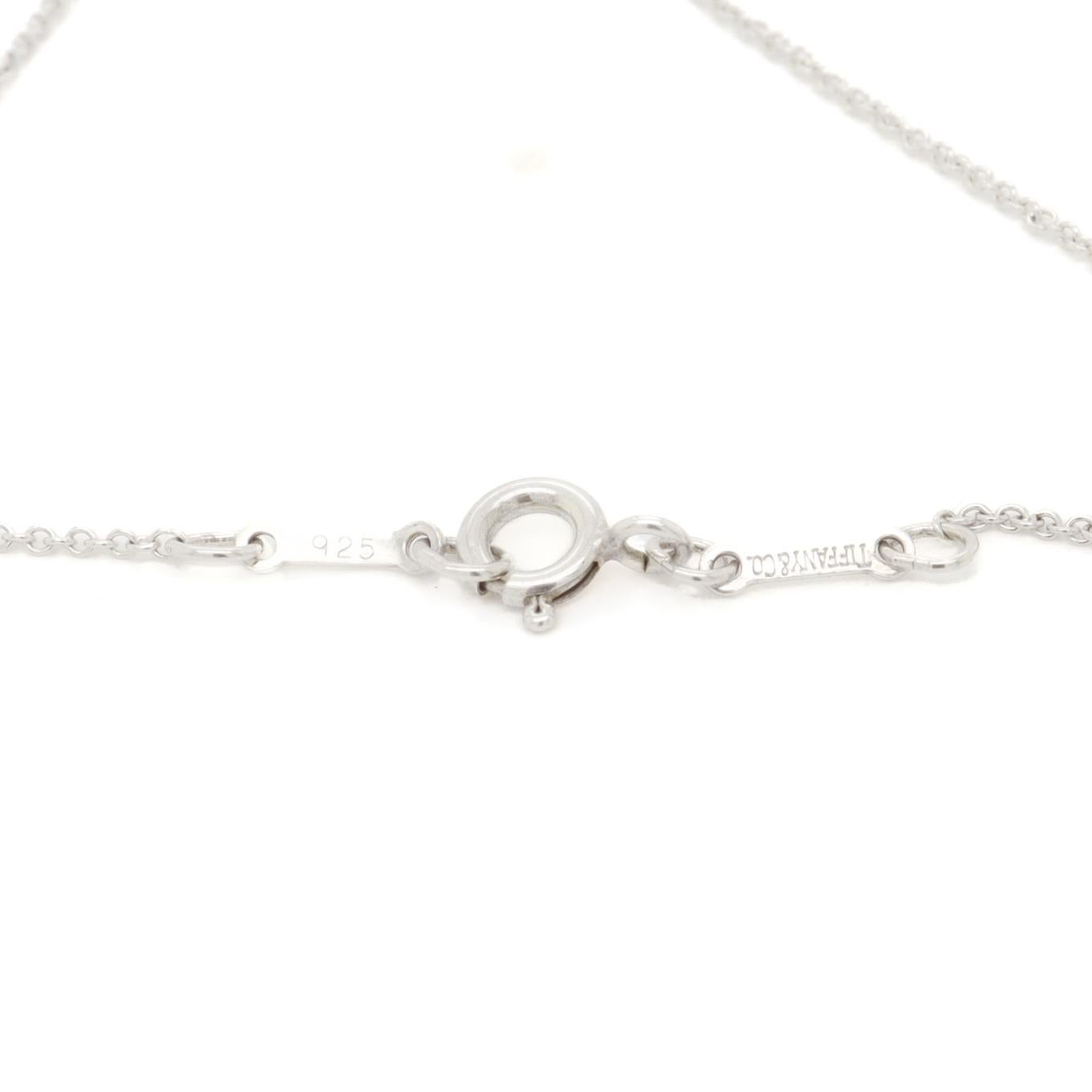 Tiffany & Co. Collana con ciondolo a cuore aperto di Elsa Peretti in argento sterling in vendita 9