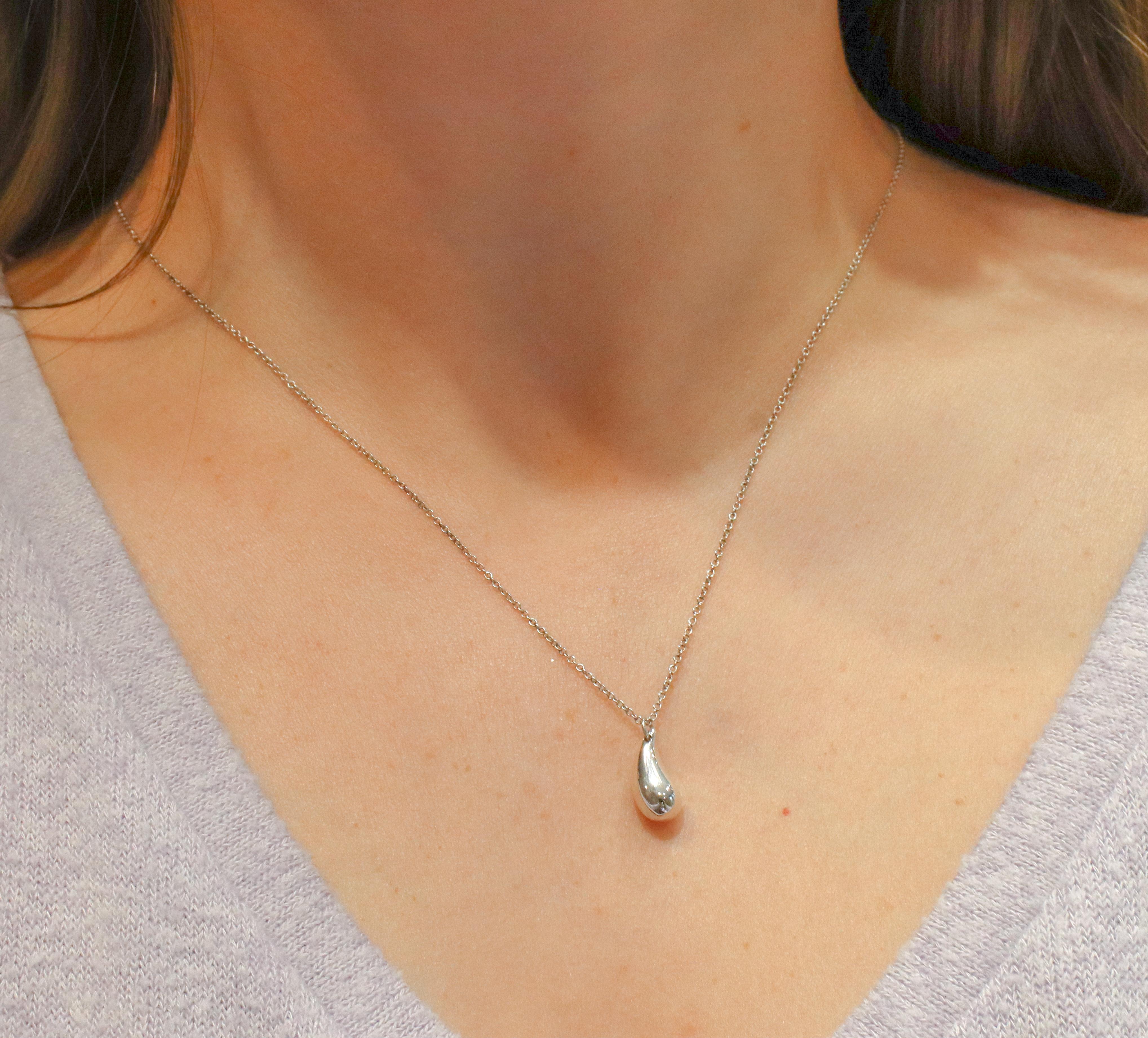 Tiffany & Co. Elsa Peretti Sterling Silver Teardrop Pendant Necklace 1