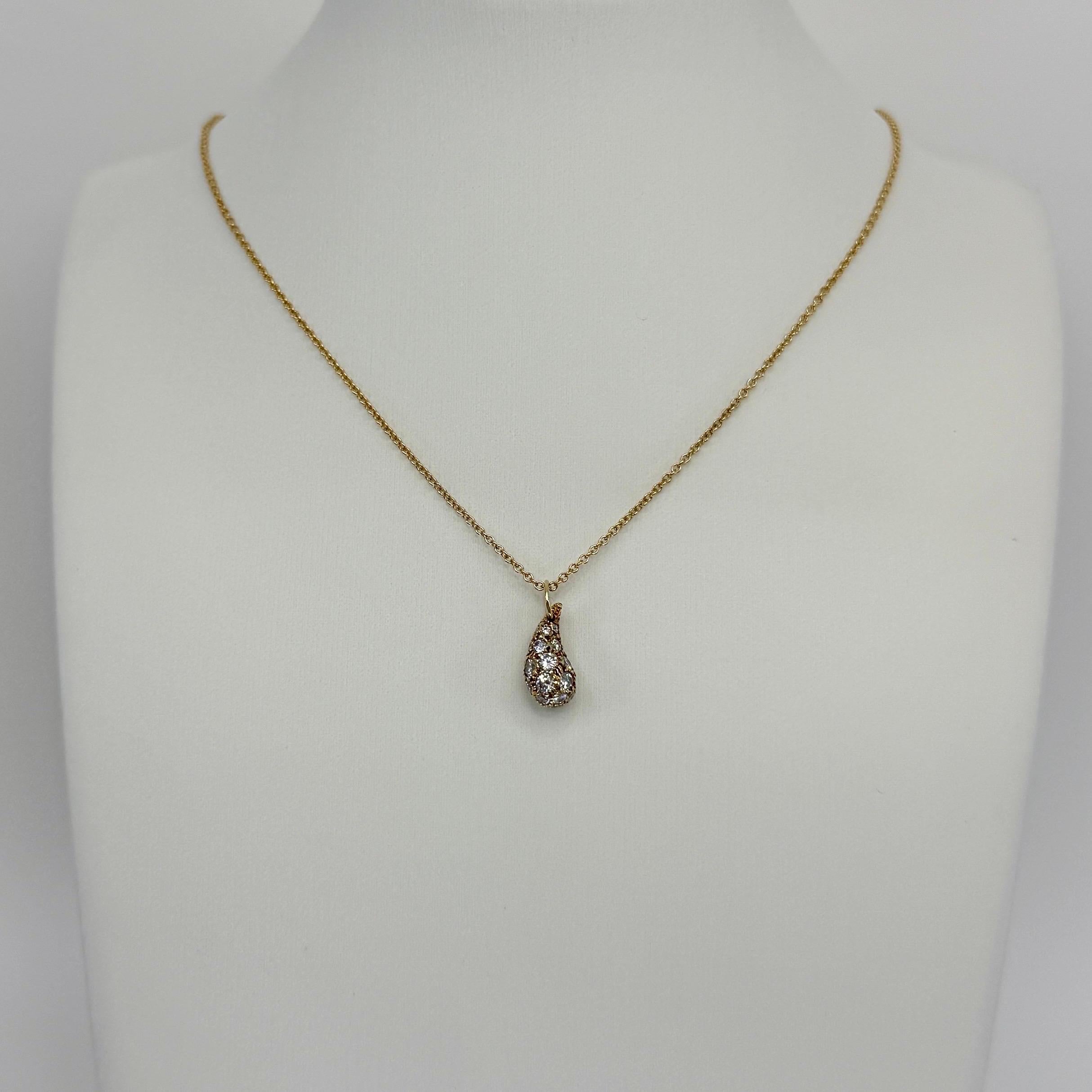 Tiffany & Co. Collana con ciondolo in oro giallo 18k con diamante a goccia di Elsa Peretti in vendita 4