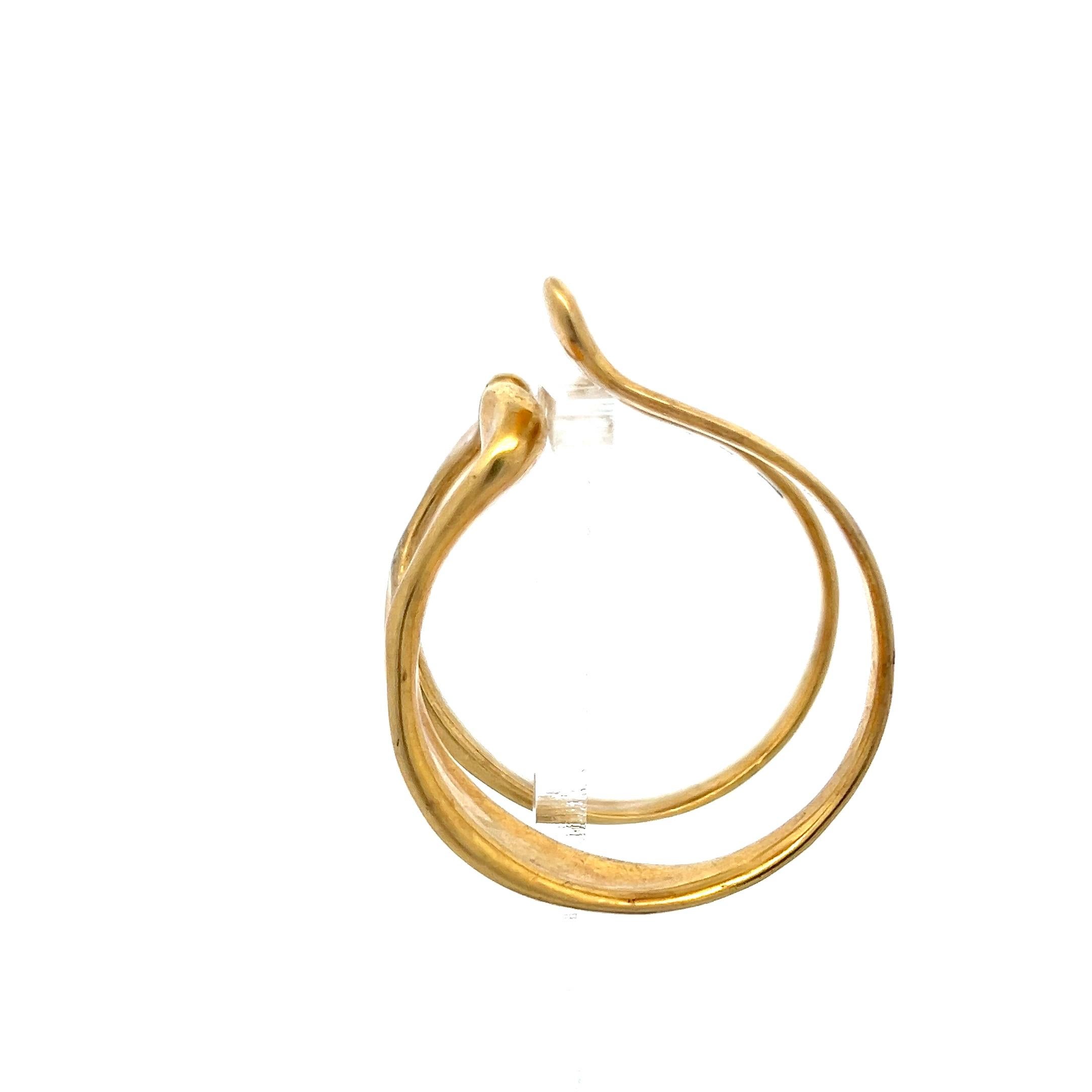 Women's or Men's Tiffany & Co Elsa Peretti Vintage 18 Karat Yellow Gold Ear Cuff Earrings For Sale