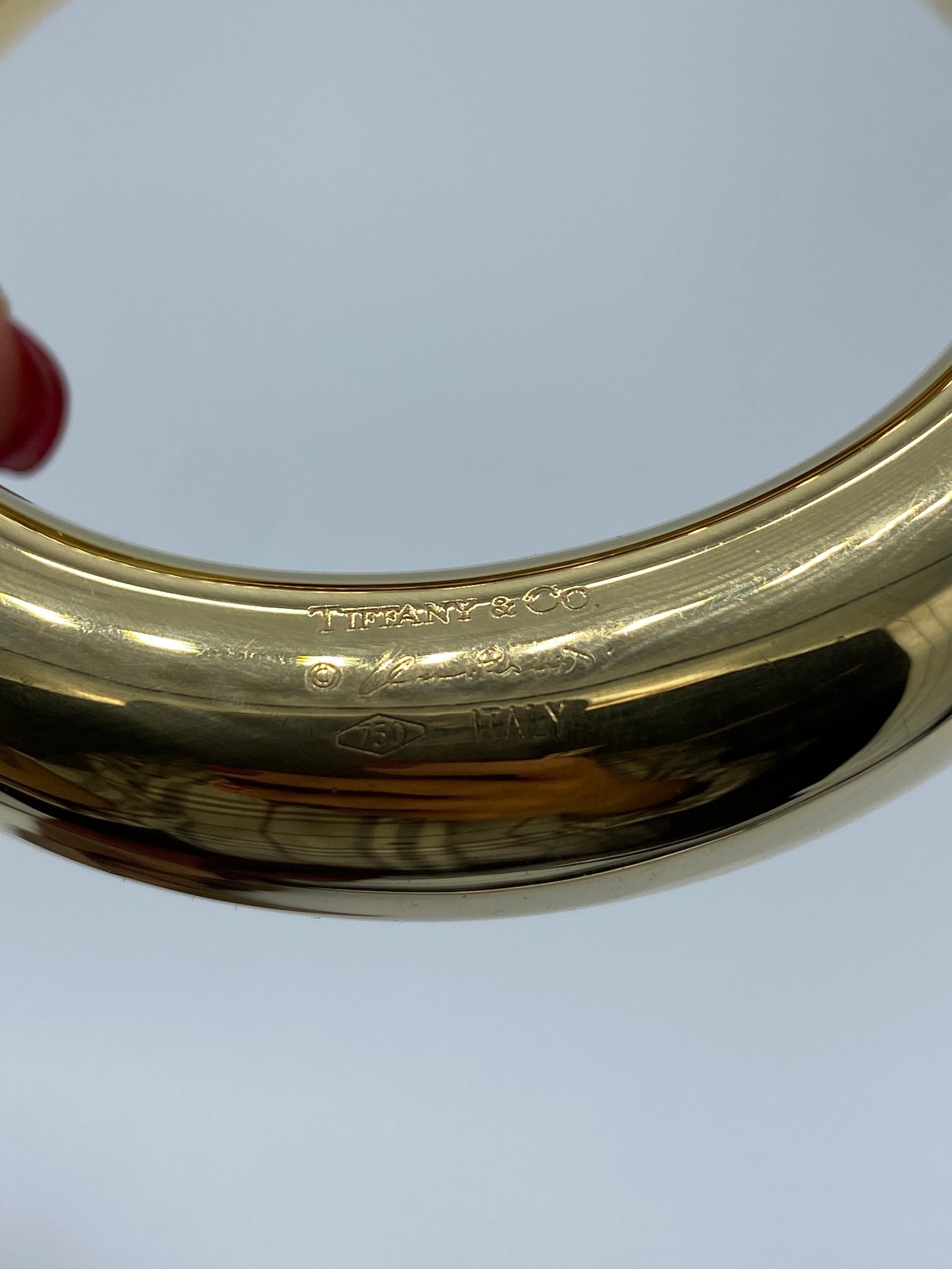 Tiffany & Co. Elsa Peretti Yellow Gold Donut Bangle Bracelet Italy In Excellent Condition In Beverly Hills, CA