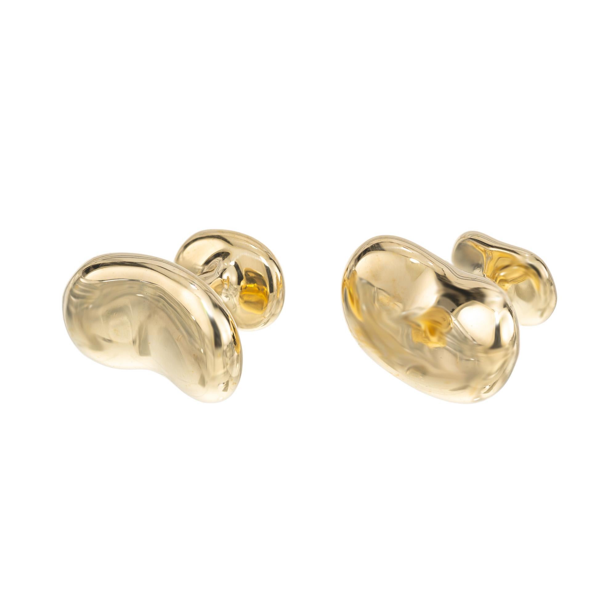 Tiffany & Co Elsa Peretti Yellow Gold Bean Cufflinks  In Good Condition For Sale In Stamford, CT
