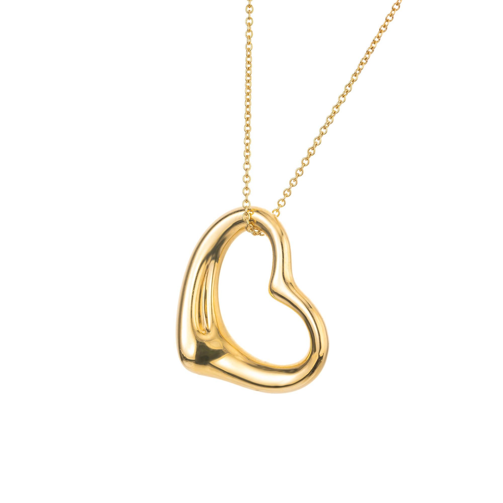 Authentische Tiffany & Co. Elsa Peretti 27mm offenes Herz Anhänger Halskette in 18k Gelbgold 24 Inch Kette. Punzierungen und Stempel von Tiffany & Co. Elsa Peretti AU750 Stempel auf Anhänger und Kette. Dieses bezaubernde Stück aus leuchtendem