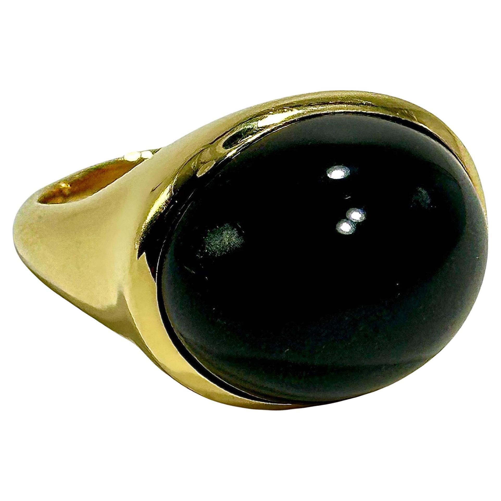 Tiffany & Co Elsa Peretti for Tiffany & Co.  Bague en or jaune sertie de jade noir mystique