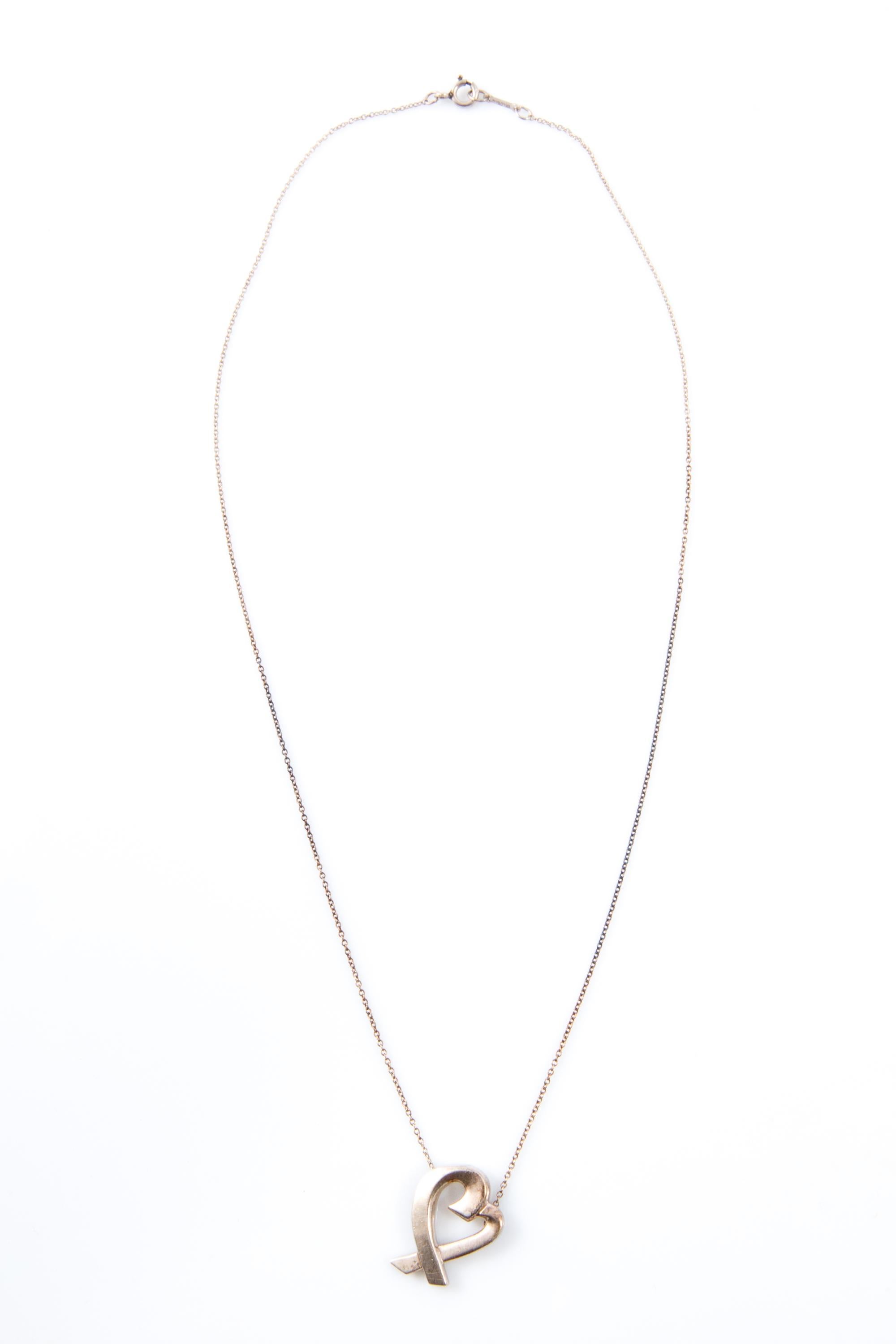 Tiffany & Co. & Elsa Perretti Collana con ciondolo a forma di cuore in argento in vendita 2