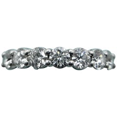 Tiffany & Co. Bague à anneau Embrace en platine Bague d'anniversaire à 7 diamants