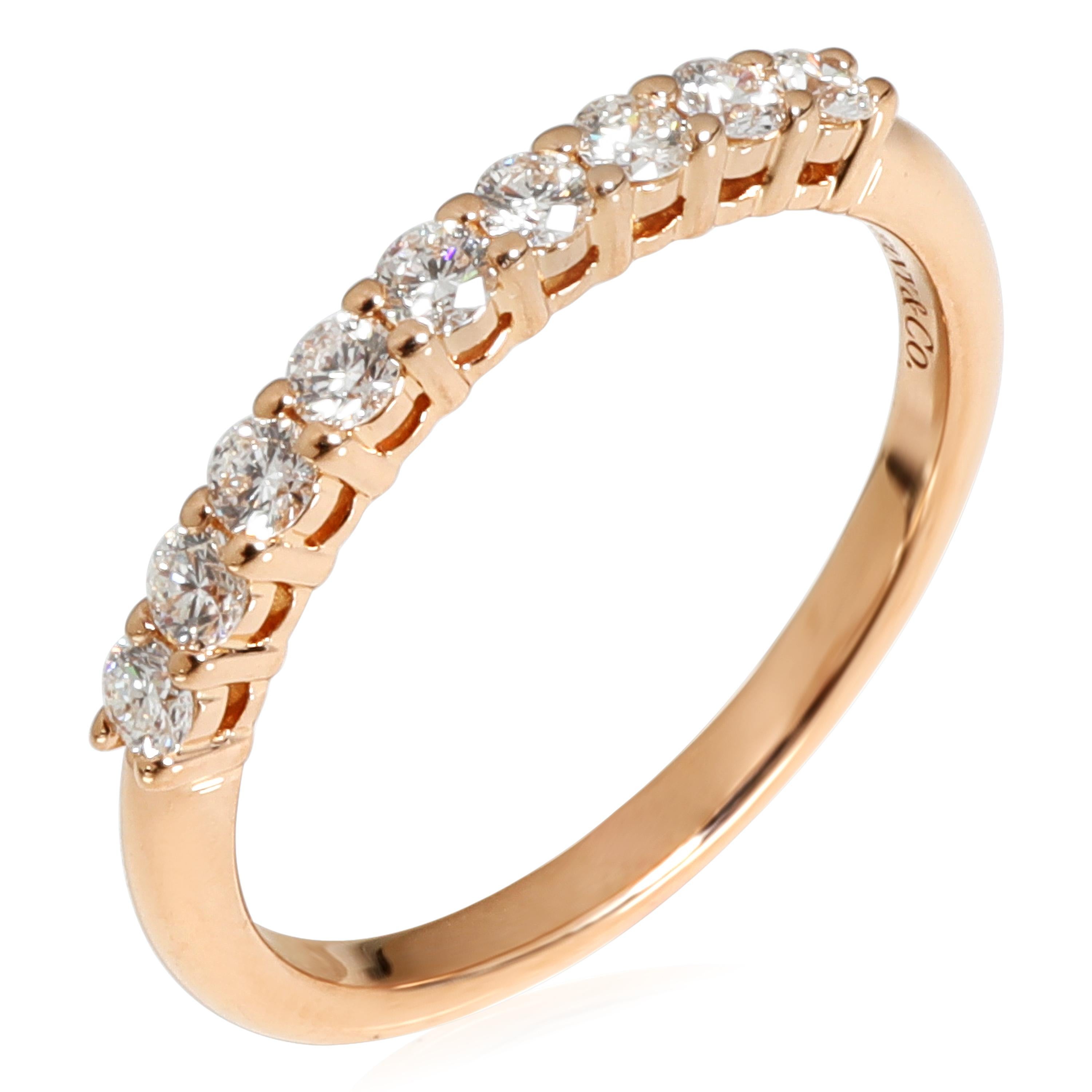 Tiffany & Co. Embrace: 18 Karat Roségold Ehering mit Diamant 0,27 Gesamtkaratgewicht 1