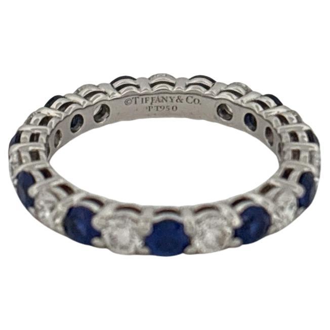 Tiffany & Co. Bracelet éternel Embrace Platinum Diamond & Sapphire 2 Carat Total Eternity Band en vente 1
