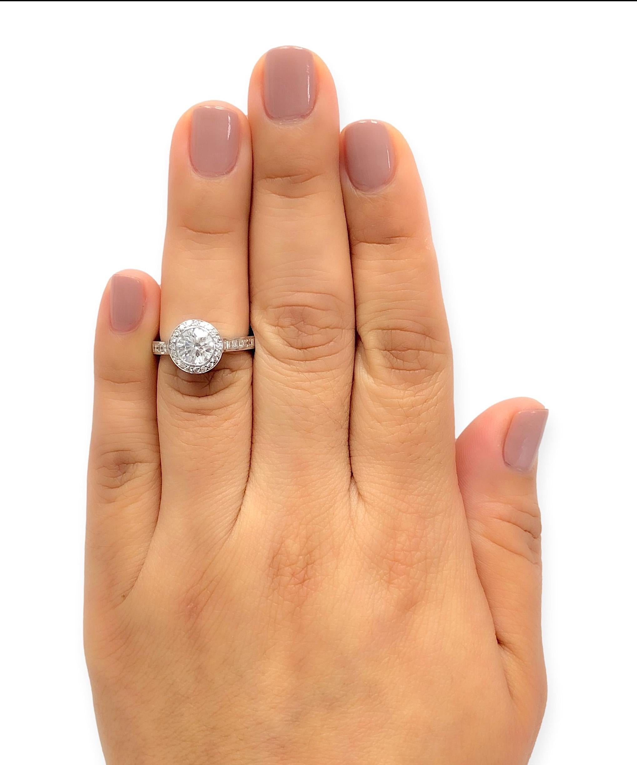 Tiffany & Co. Embrace Platinum Halo Round Diamond Engagement Ring 1.07ct GVVS1 In Excellent Condition For Sale In New York, NY