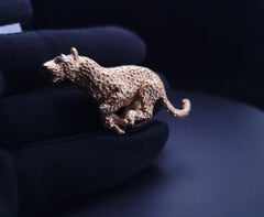 Tiffany & Co. Emerald 18 Karat Yellow Gold Leopard Brooch, 1989