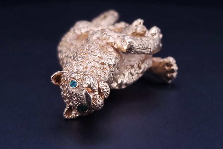 Tiffany and Co. Emerald 18 Karat Yellow Gold Leopard Brooch, 1989