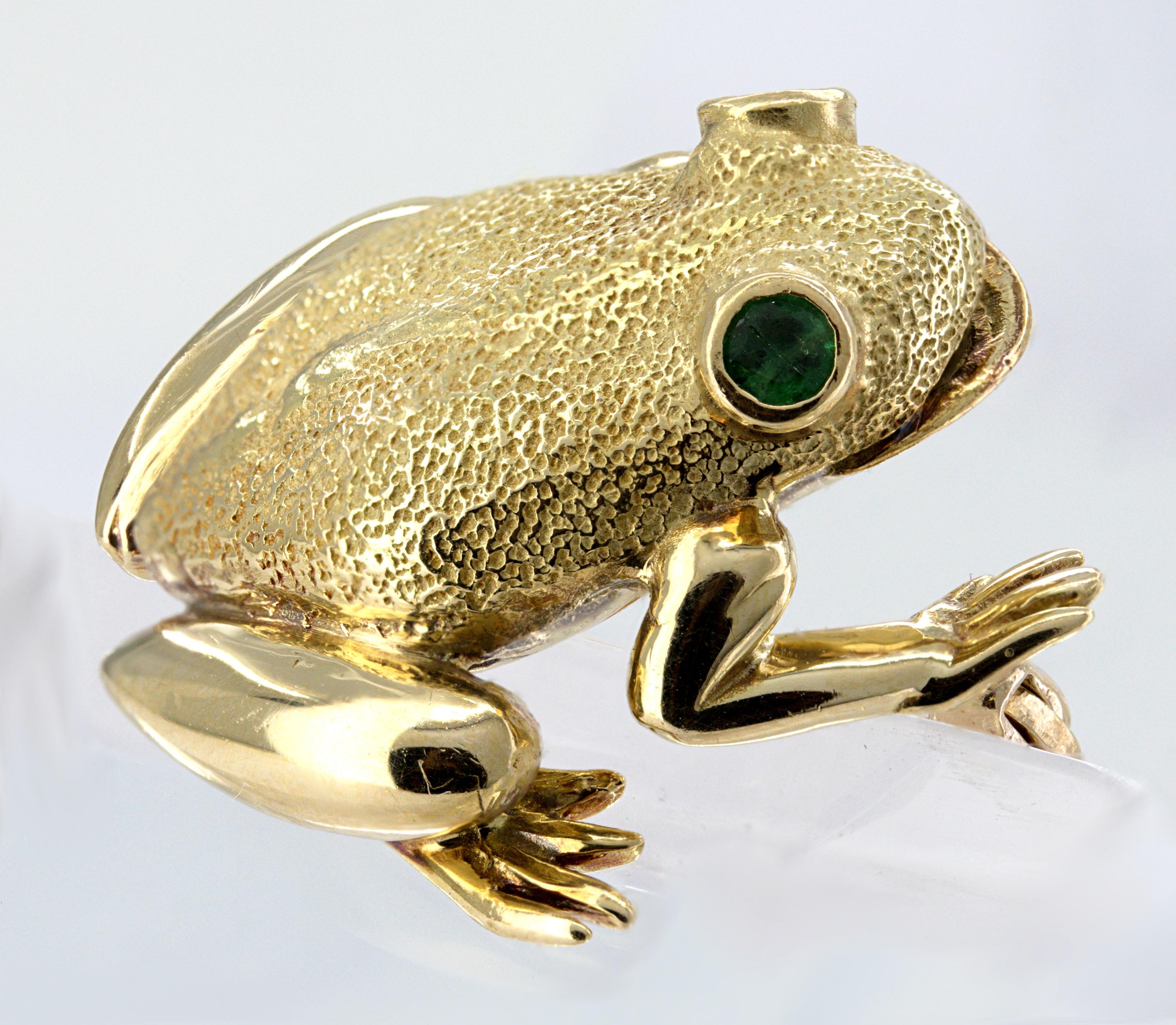 Tiffany & Co., Emerald, 18K Yellow Gold Frog Brooch In Good Condition For Sale In Pleasant Hill, CA