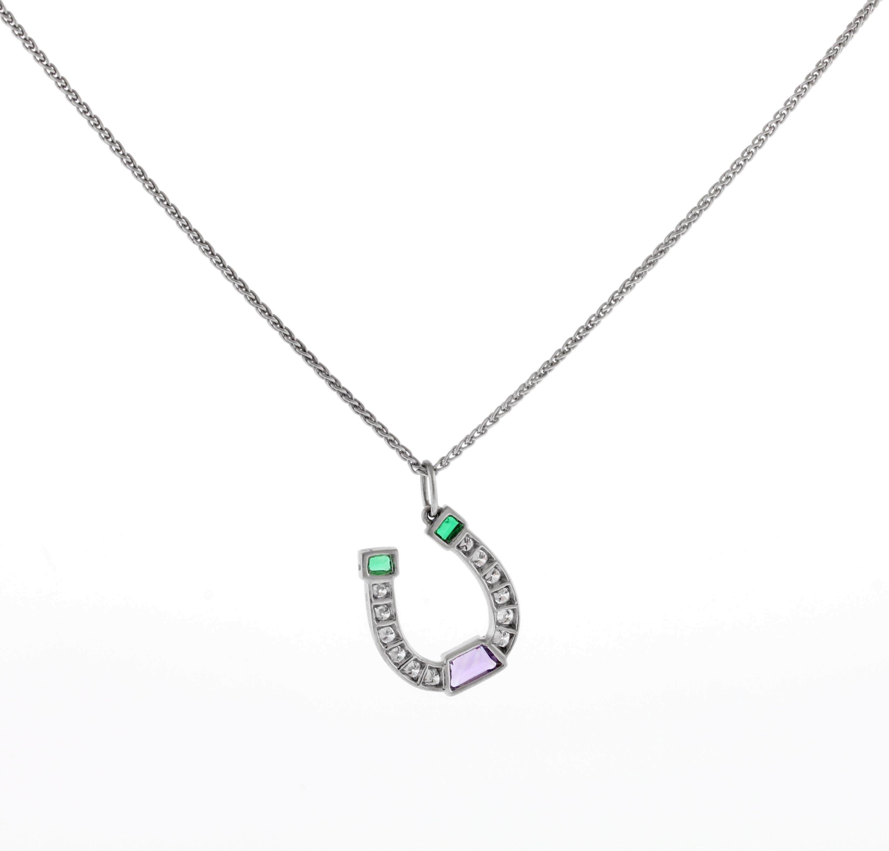 Tiffany & Co. Smaragd, Amethyst und Diamant Hufeisen-Anhänger im Zustand „Hervorragend“ in Bethesda, MD