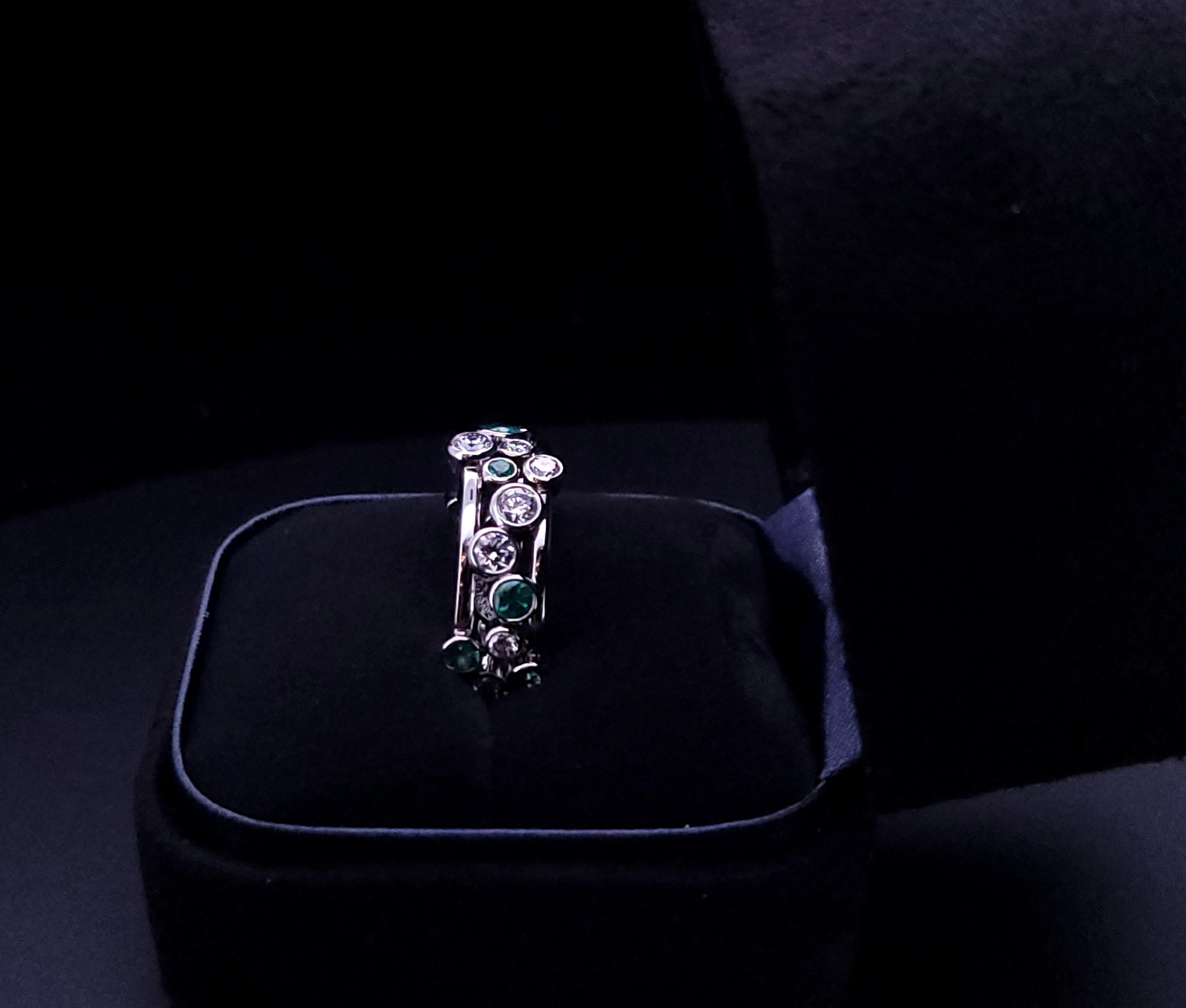 Tiffany & Co. Anillo Burbujas Esmeralda y Diamante en venta 5