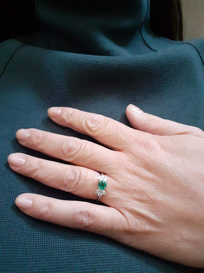 tiffany emerald and diamond three stone engagement ring 18 karat yellow gold